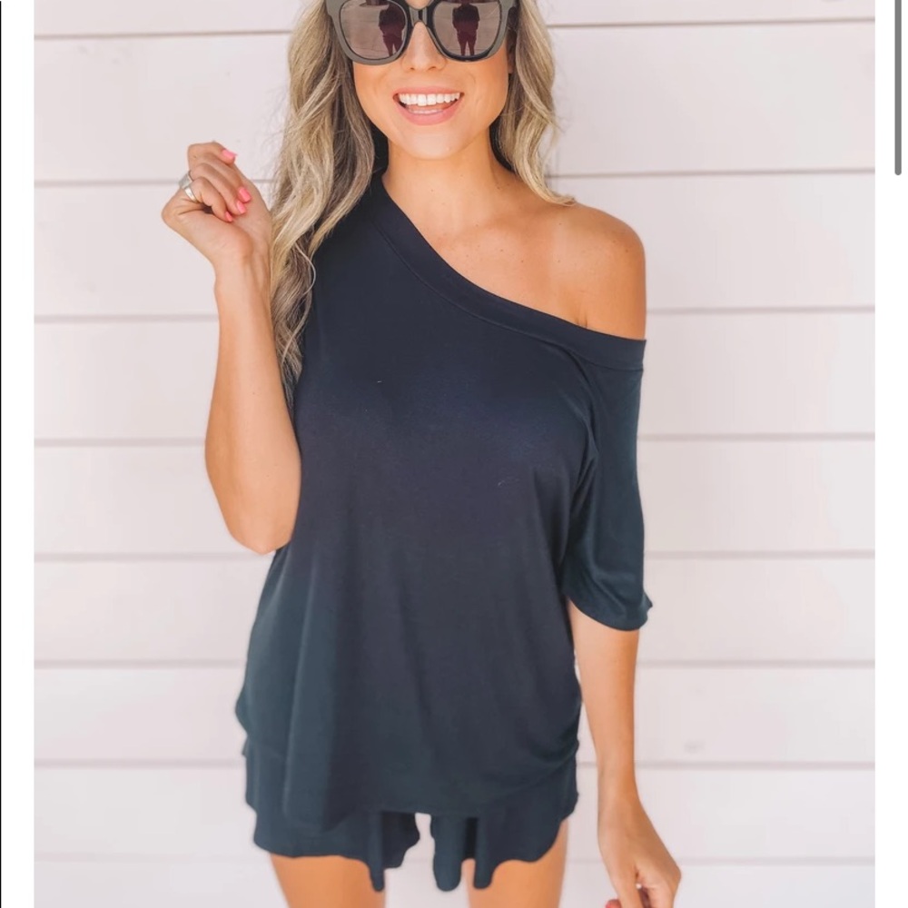 NWT Lounge top & shorts set 🖤